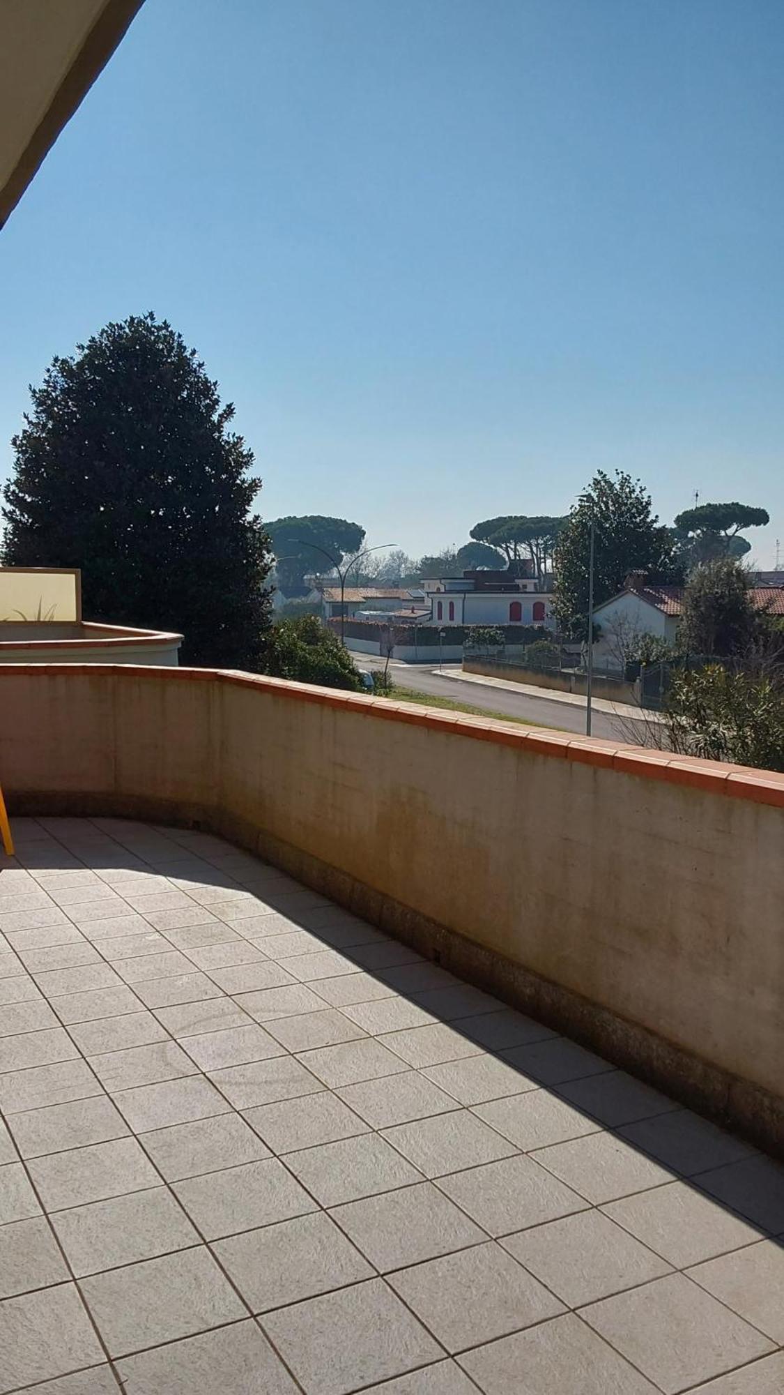 La Dolce Vita - Apartment With Shared Pool And Large Terrace Лидо-делле-Национи Экстерьер фото